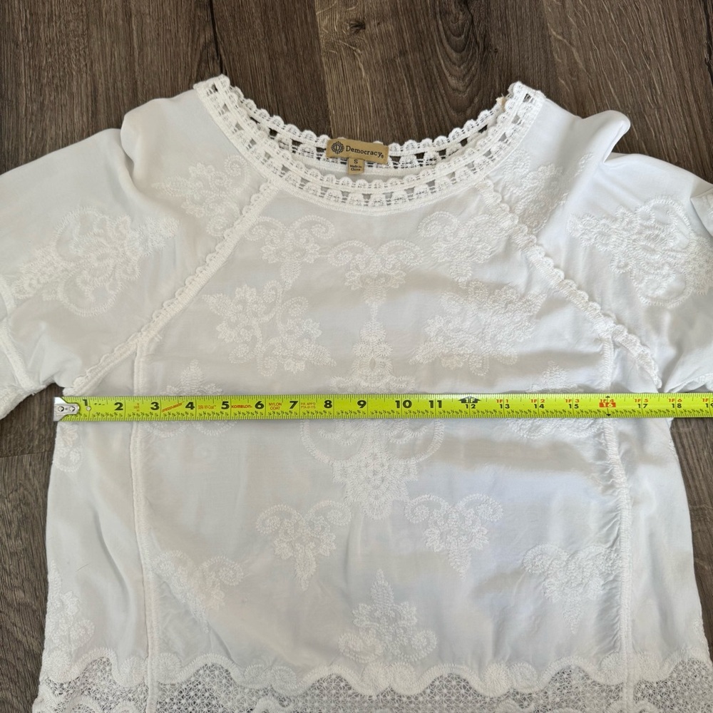 Democracy White Lace Boho Top - Picture 6 of 7